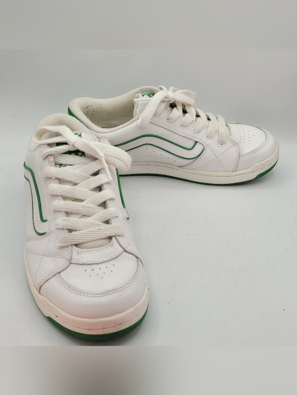 Vans Hylan Sneakers Size 9 ~ White And Green - Picture 2 of 16